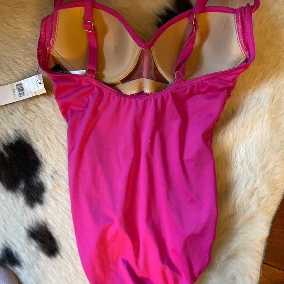 DKNY swimsuit - Picture 5 of 5